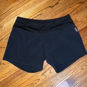 Oiselle womens obsession running shorts- size 4-never worn